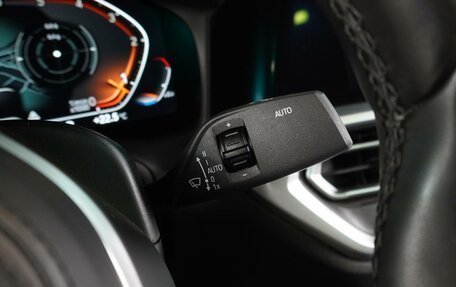 BMW 3 серия, 2019 год, 3 780 000 рублей, 20 фотография