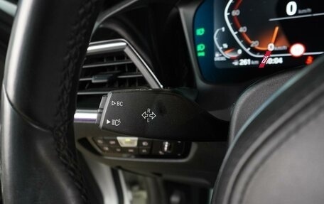 BMW 3 серия, 2019 год, 3 780 000 рублей, 19 фотография