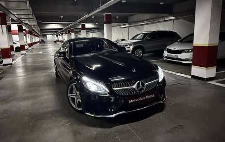 Mercedes-Benz C-Класс, 2017 год, 3 800 000 рублей, 1 фотография