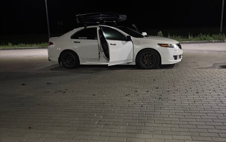 Honda Accord VIII рестайлинг, 2010 год, 1 900 000 рублей, 4 фотография