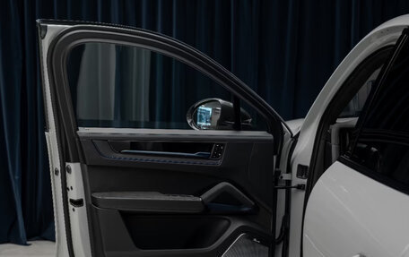 Porsche Cayenne III, 2025 год, 19 000 000 рублей, 16 фотография