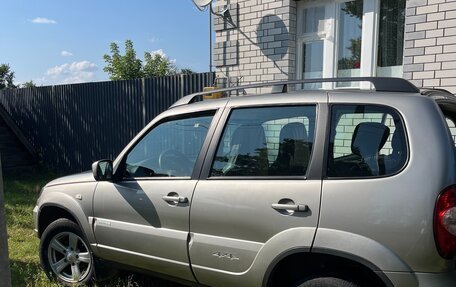 Chevrolet Niva I рестайлинг, 2014 год, 800 000 рублей, 5 фотография