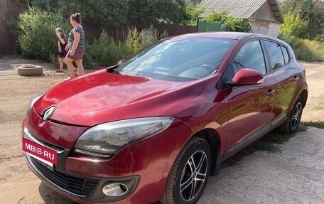 Renault Megane III, 2014 год, 680 000 рублей, 3 фотография