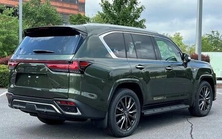 Lexus LX, 2025 год, 16 000 000 рублей, 2 фотография