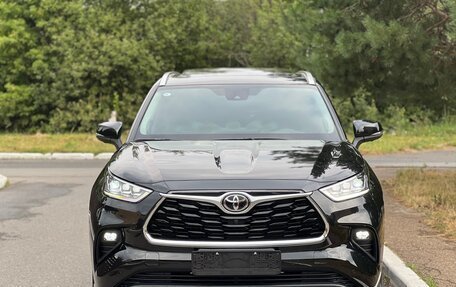 Toyota Highlander, 2025 год, 4 950 000 рублей, 4 фотография