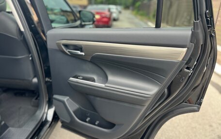 Toyota Highlander, 2025 год, 4 950 000 рублей, 15 фотография