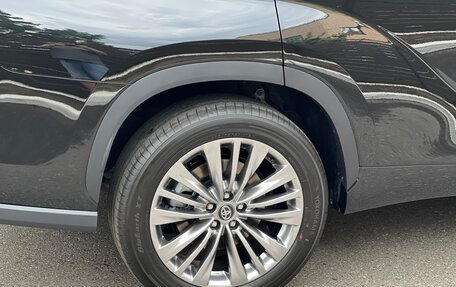 Toyota Highlander, 2025 год, 4 950 000 рублей, 29 фотография