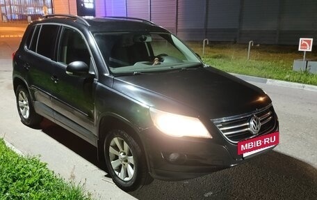 Volkswagen Tiguan I, 2010 год, 755 000 рублей, 2 фотография