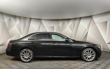 Mercedes-Benz E-Класс, 2021 год, 4 735 000 рублей, 6 фотография