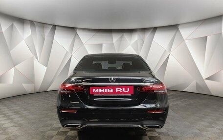 Mercedes-Benz E-Класс, 2021 год, 4 735 000 рублей, 8 фотография