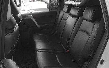 Toyota Land Cruiser Prado 150 рестайлинг 2, 2011 год, 3 349 000 рублей, 9 фотография