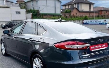 Ford Fusion (North America) II, 2020 год, 1 550 000 рублей, 2 фотография