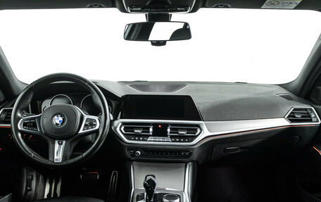 BMW 3 серия, 2019 год, 3 389 000 рублей, 13 фотография