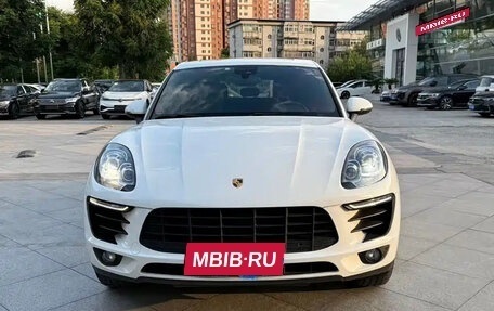 Porsche Macan I рестайлинг, 2017 год, 2 500 777 рублей, 2 фотография