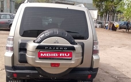 Mitsubishi Pajero IV, 2008 год, 1 800 000 рублей, 4 фотография
