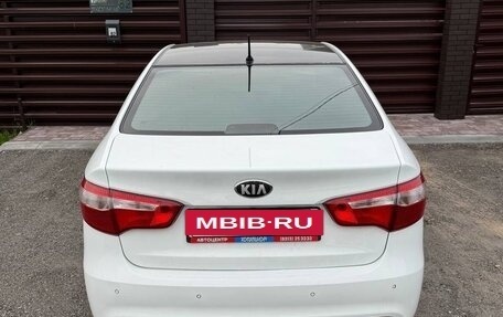 KIA Rio III рестайлинг, 2013 год, 950 000 рублей, 6 фотография