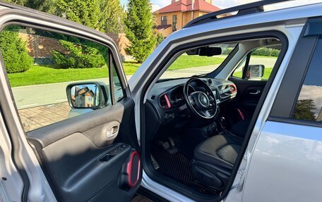 Jeep Renegade I рестайлинг, 2018 год, 2 250 000 рублей, 14 фотография