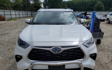 Toyota Highlander, 2022 год, 4 100 000 рублей, 5 фотография