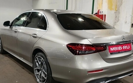 Mercedes-Benz E-Класс, 2021 год, 4 400 000 рублей, 4 фотография