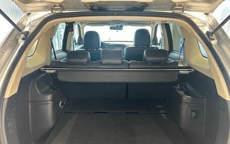Mitsubishi Outlander III рестайлинг 3, 2017 год, 1 699 000 рублей, 11 фотография