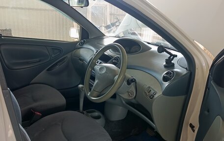 Toyota Vitz, 2001 год, 350 000 рублей, 4 фотография