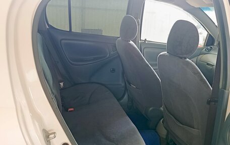 Toyota Vitz, 2001 год, 350 000 рублей, 7 фотография