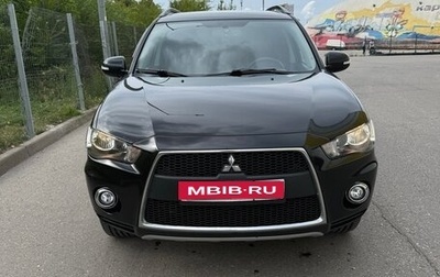 Mitsubishi Outlander III рестайлинг 3, 2011 год, 1 300 000 рублей, 1 фотография