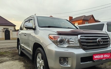 Toyota Land Cruiser 200, 2012 год, 3 499 000 рублей, 2 фотография