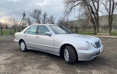Mercedes-Benz E-Класс, 2001 год, 550 000 рублей, 1 фотография