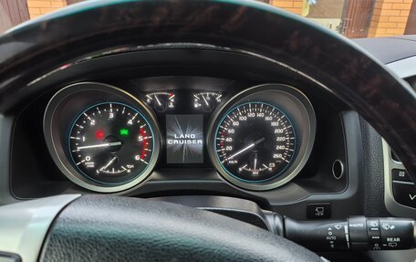 Toyota Land Cruiser 200, 2012 год, 3 499 000 рублей, 6 фотография