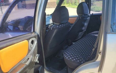 Chevrolet Niva I рестайлинг, 2004 год, 300 000 рублей, 19 фотография