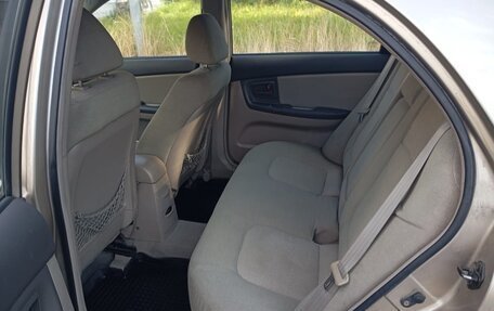KIA Cerato I, 2004 год, 270 000 рублей, 13 фотография