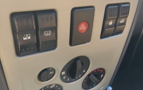 Renault Logan I, 2007 год, 470 000 рублей, 13 фотография