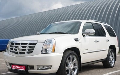 Cadillac Escalade III, 2012 год, 2 425 000 рублей, 1 фотография