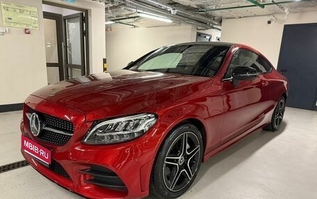 Mercedes-Benz C-Класс, 2019 год, 2 999 999 рублей, 1 фотография