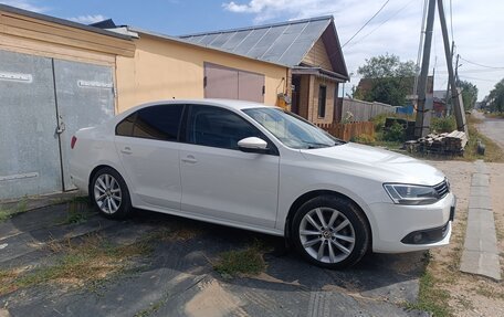 Volkswagen Jetta VI, 2014 год, 1 180 000 рублей, 3 фотография