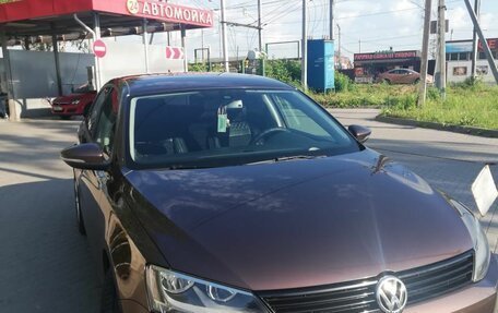 Volkswagen Jetta VI, 2014 год, 700 000 рублей, 3 фотография