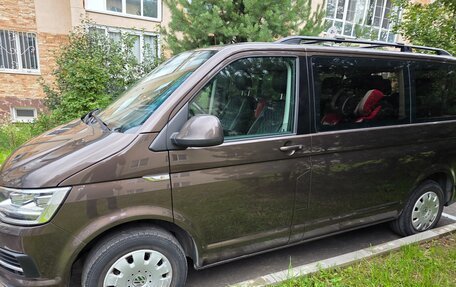 Volkswagen Caravelle T6 рестайлинг, 2015 год, 2 500 000 рублей, 4 фотография