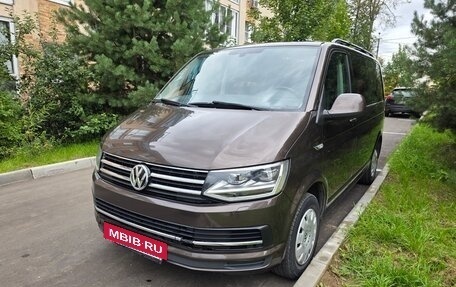 Volkswagen Caravelle T6 рестайлинг, 2015 год, 2 500 000 рублей, 23 фотография