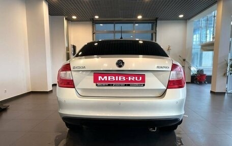Skoda Rapid I, 2015 год, 895 000 рублей, 4 фотография