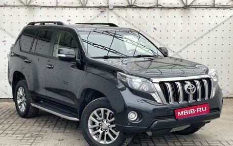 Toyota Land Cruiser Prado 150 рестайлинг 2, 2017 год, 3 435 000 рублей, 12 фотография