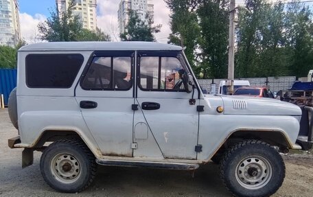 ЛуАЗ 3151, 2003 год, 370 000 рублей, 4 фотография