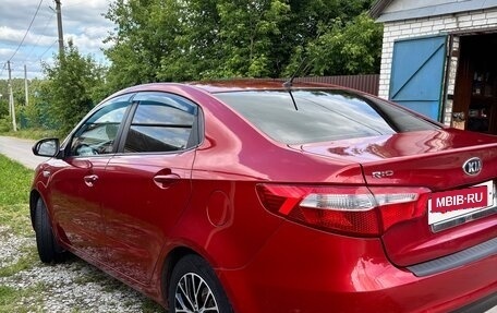 KIA Rio III рестайлинг, 2013 год, 820 000 рублей, 6 фотография