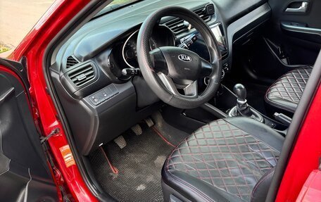 KIA Rio III рестайлинг, 2013 год, 820 000 рублей, 13 фотография
