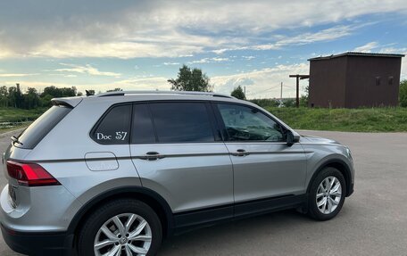 Volkswagen Tiguan II, 2018 год, 2 730 000 рублей, 5 фотография