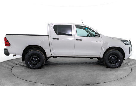 Toyota Hilux VIII, 2021 год, 4 100 000 рублей, 4 фотография