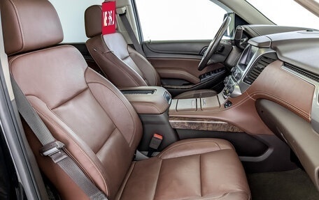 Chevrolet Tahoe IV, 2016 год, 4 600 000 рублей, 26 фотография