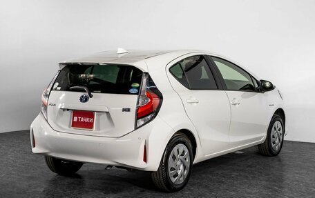 Toyota Aqua I, 2019 год, 1 300 000 рублей, 3 фотография