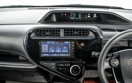 Toyota Aqua I, 2019 год, 1 300 000 рублей, 11 фотография