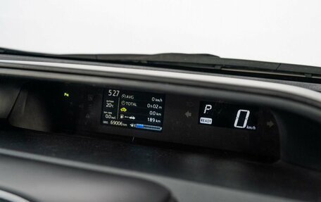 Toyota Aqua I, 2019 год, 1 300 000 рублей, 10 фотография